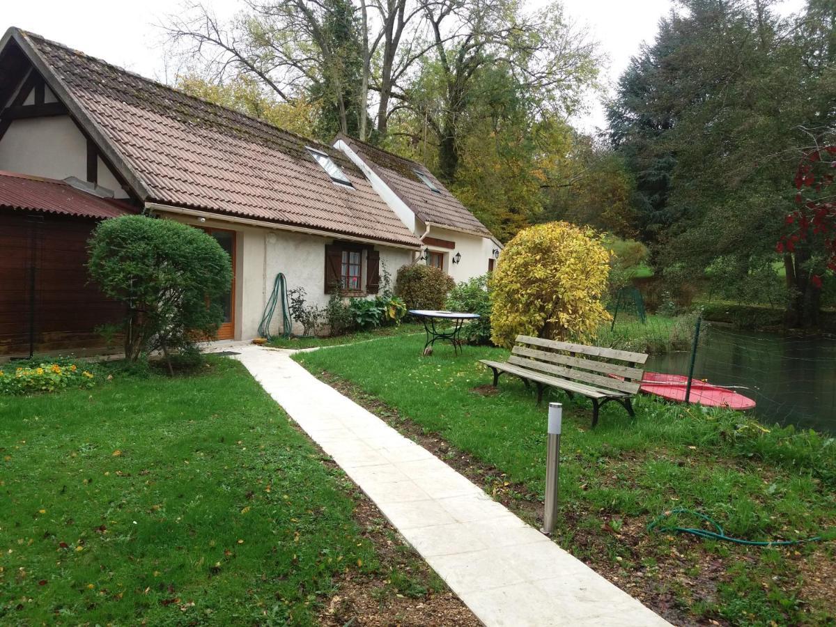 La Petite Campagne Bed & Breakfast Blaru ภายนอก รูปภาพ