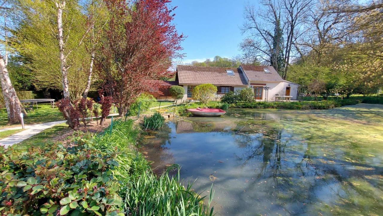 La Petite Campagne Bed & Breakfast Blaru ภายนอก รูปภาพ